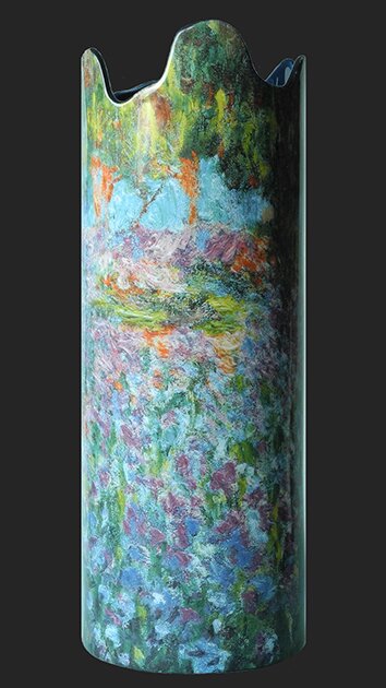 Silhouette d'art Vase by John Beswick - Monet - Monets Garden with Irises SDA31
